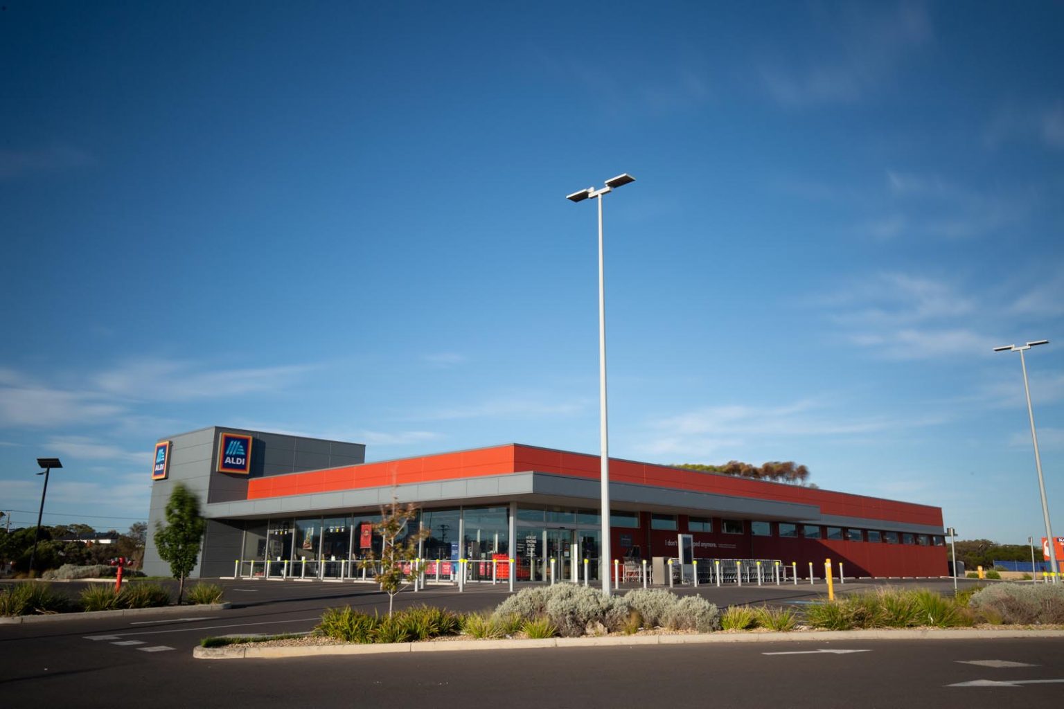 ALDI Adelaide Airport iPoles